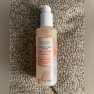 Victoria’s Secret Coconut Milk & Rose Intimate Wash